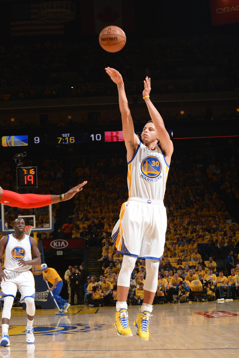 在他调整出 在他调整出